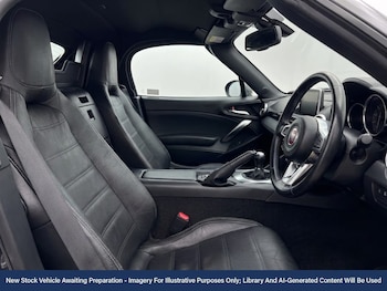 Used Fiat 124 Spider 2017 for sale - 78775349: Photo