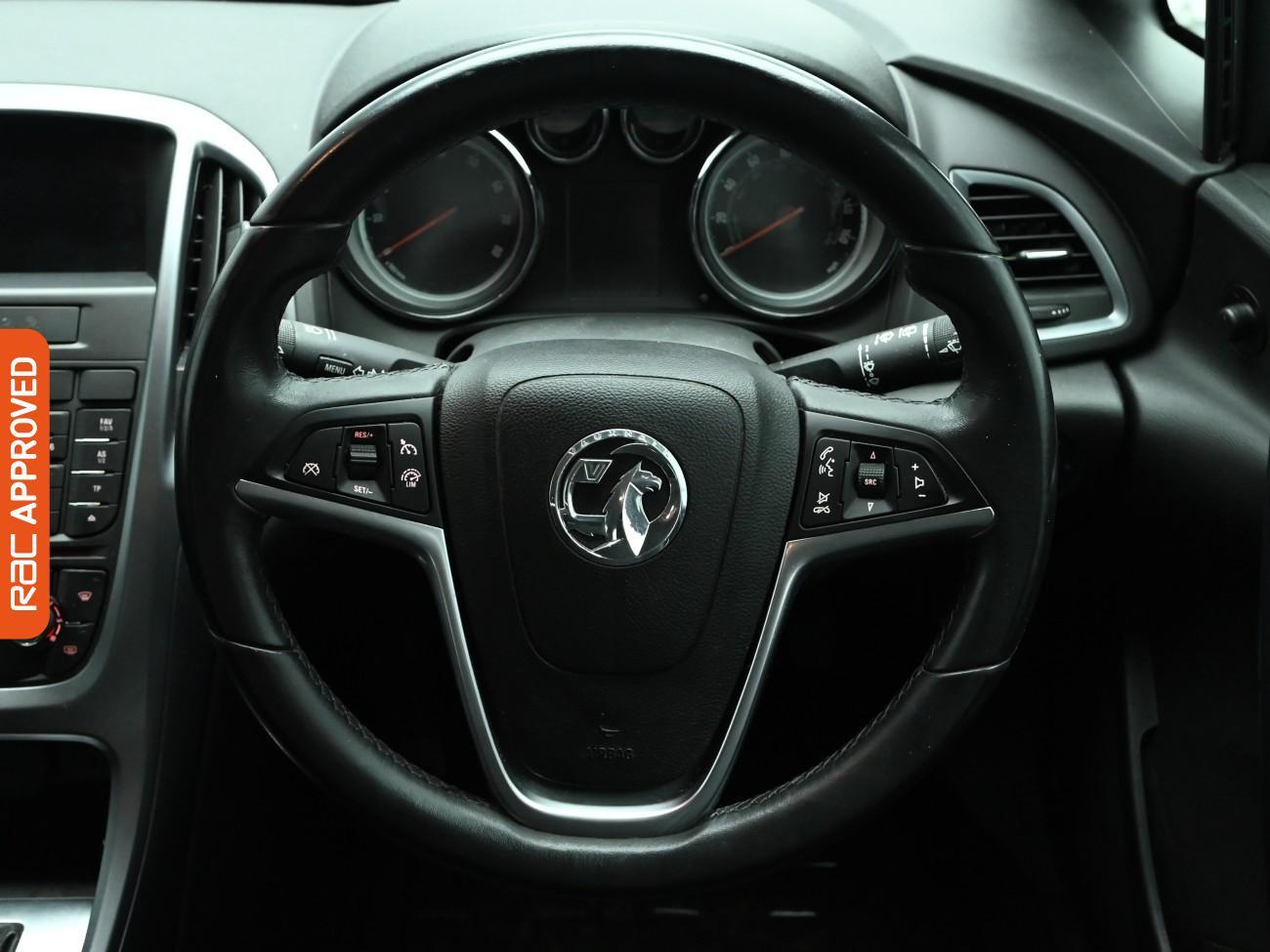 Used Vauxhall Astra 2014 for sale - 76495051: Photo 2