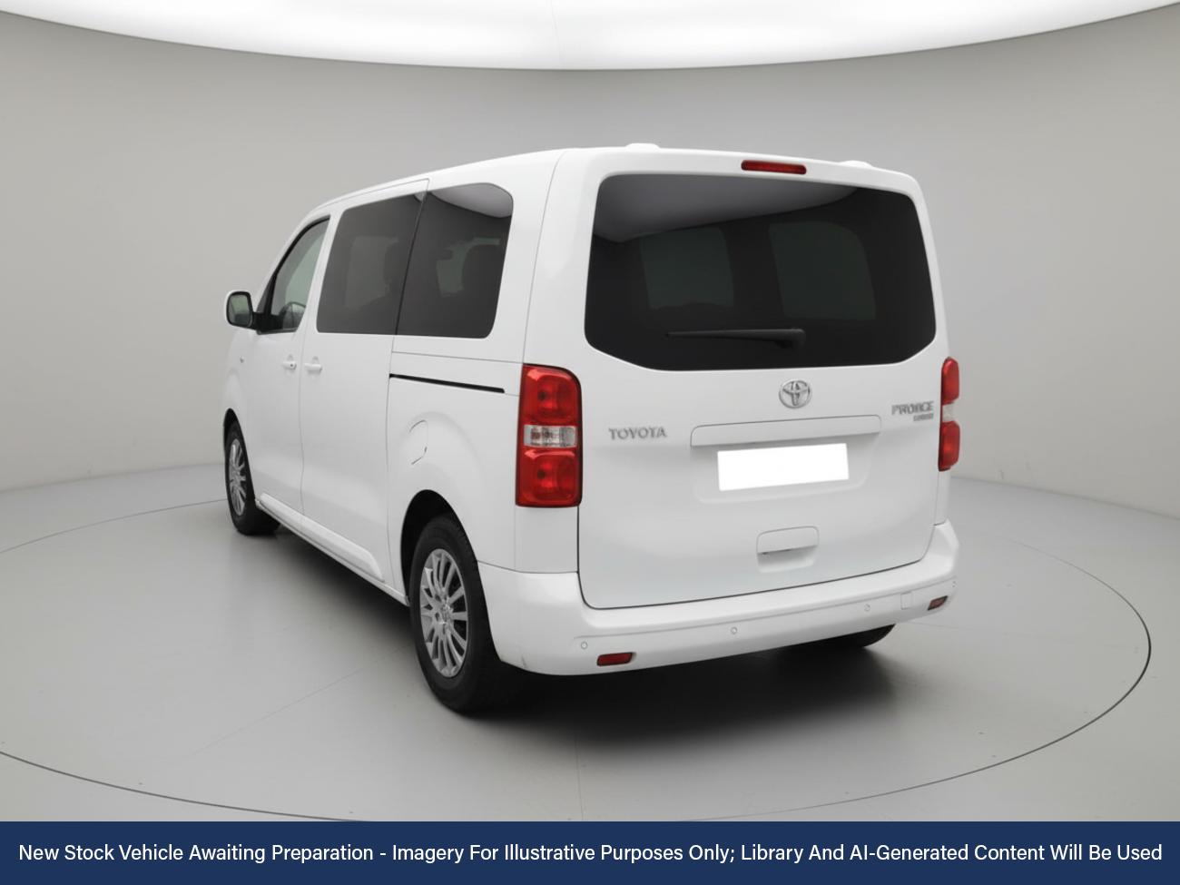 Used Toyota PROACE CITY Verso 2025 for sale - 76405970: Photo 2