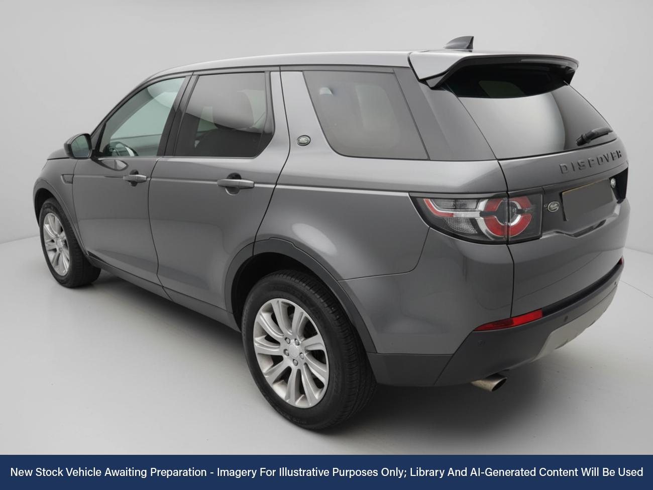 Used Land Rover Discovery Sport 2016 for sale - 76535345: Photo 2