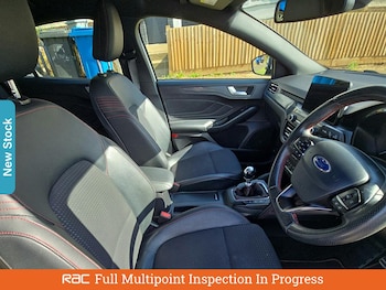 Used Ford Focus 2019 for sale - 75918305: Photo