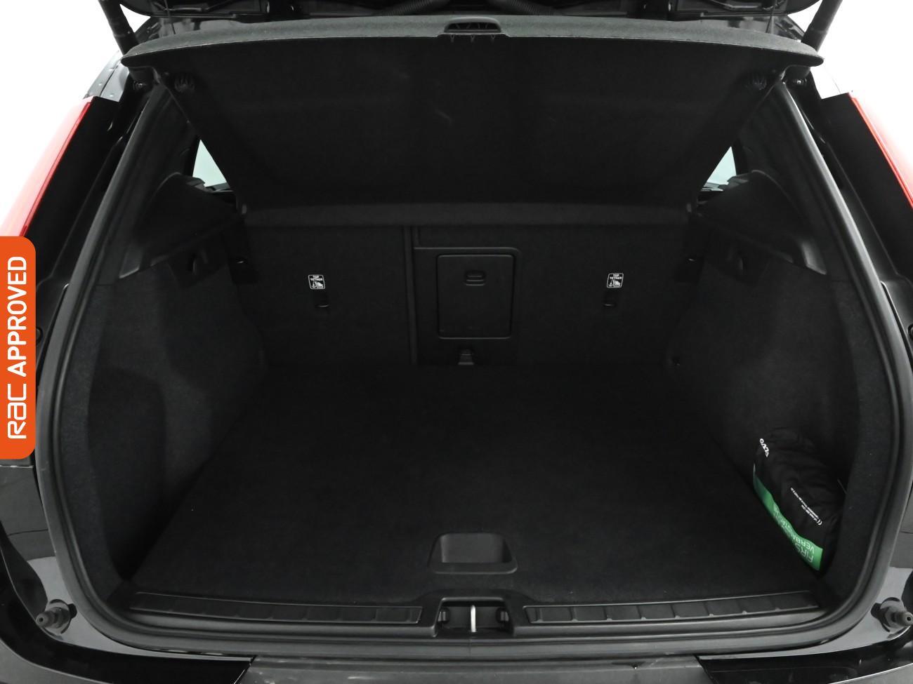 Used Volvo XC40 2022 for sale - 76934288: Photo 29