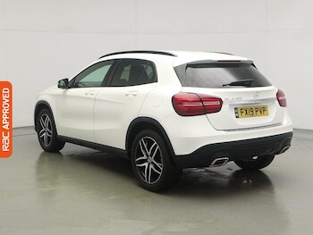 Used Mercedes-Benz GLA 2019 for sale - 77458809: Photo
