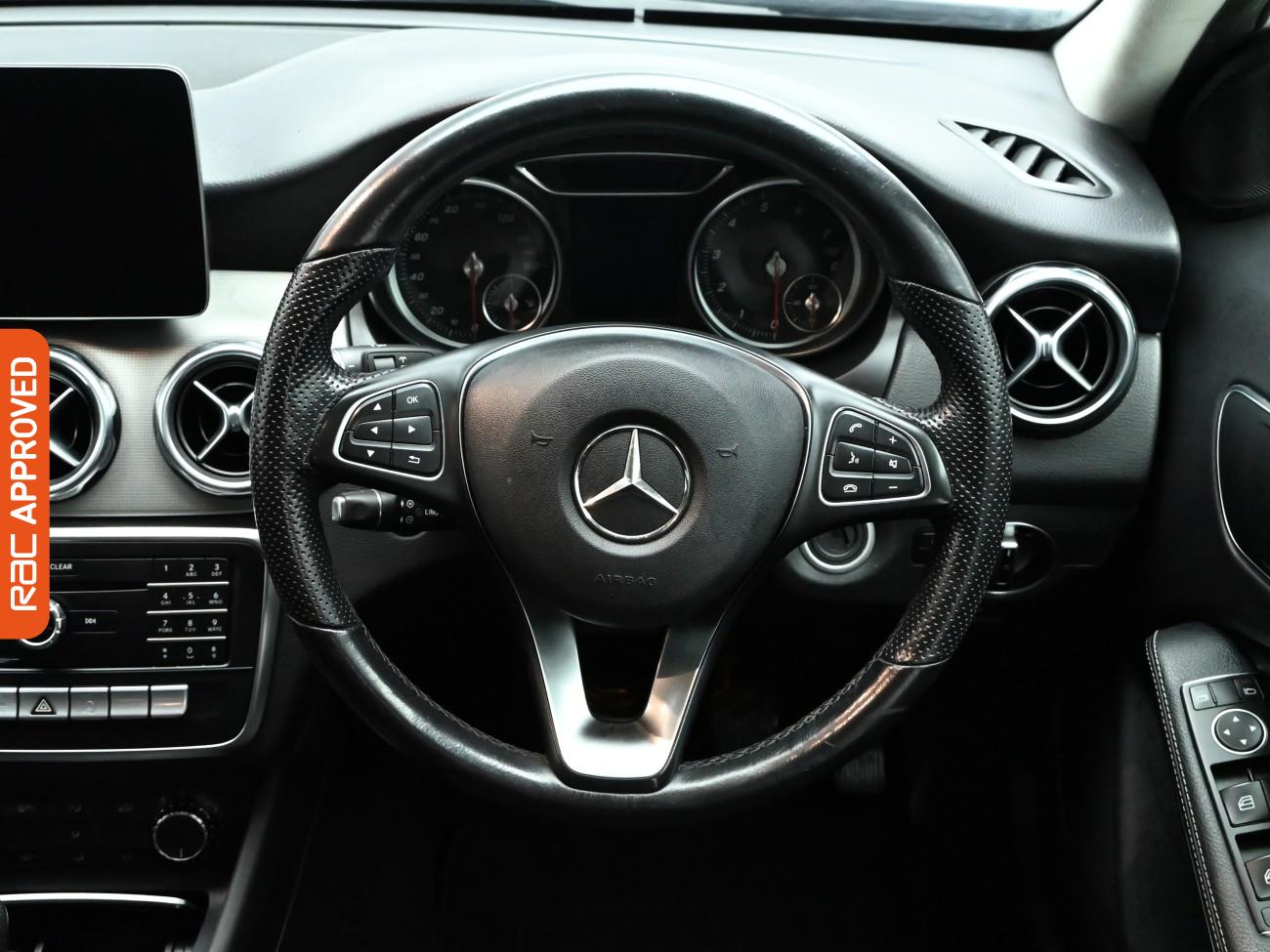 Used Mercedes-Benz GLA 2019 for sale - 77458809: Photo 9