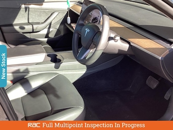 Used Tesla Model 3 2021 for sale - 76206944: Photo 3