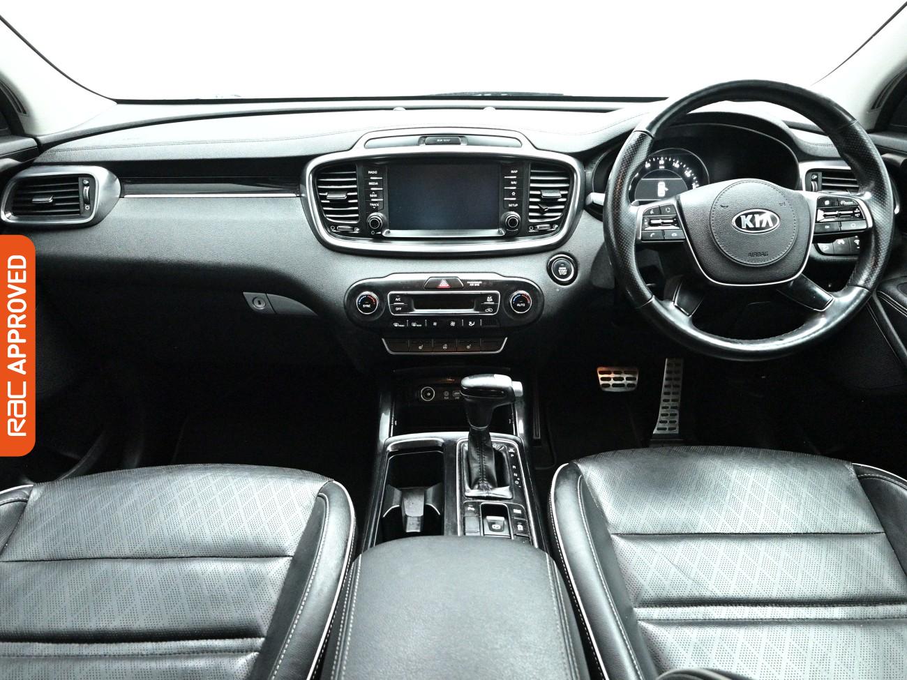 Used Kia Sorento 2019 for sale - 78084102: Photo 2