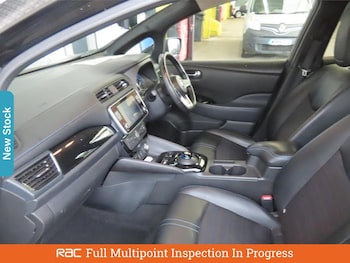 Used Nissan Leaf 2021 for sale - 76274765: Photo 2