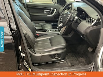 Used Land Rover Discovery Sport 2018 for sale - 75512559: Photo