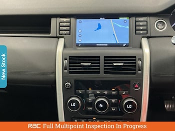 Used Land Rover Discovery Sport 2018 for sale - 75512559: Photo