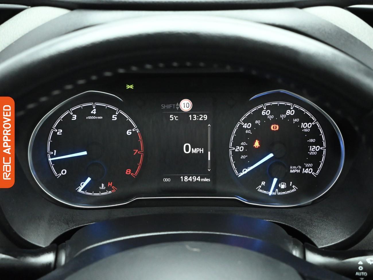 Used Toyota Yaris 2018 for sale - 76739557: Photo 11