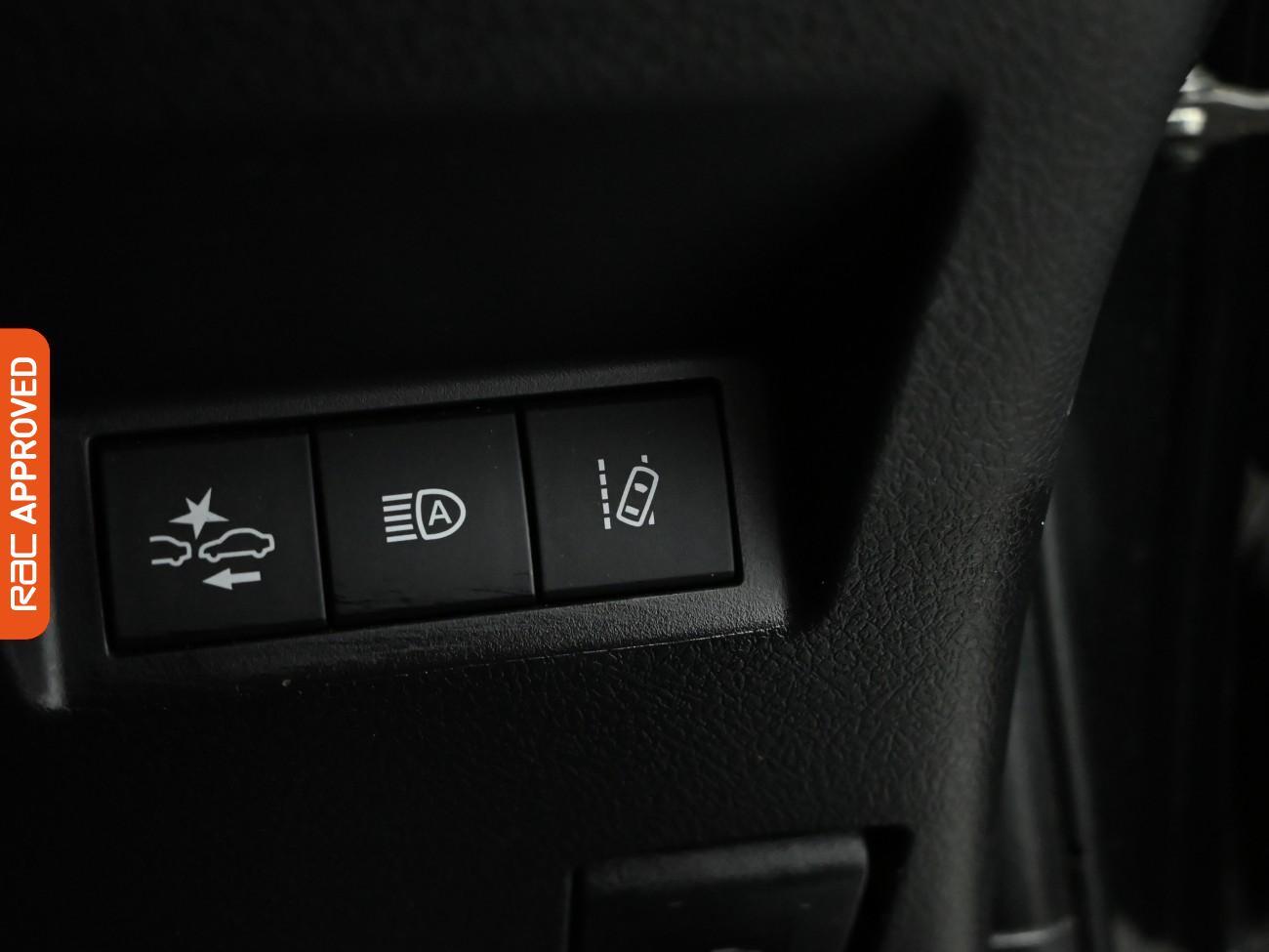 Used Toyota Yaris 2018 for sale - 76739557: Photo 24