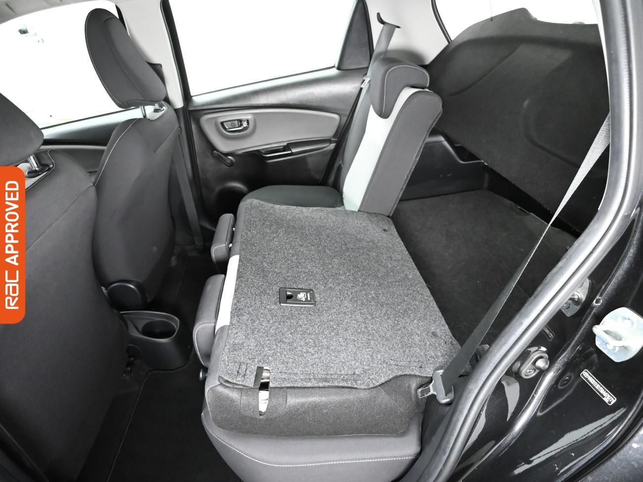 Used Toyota Yaris 2018 for sale - 76739557: Photo 26