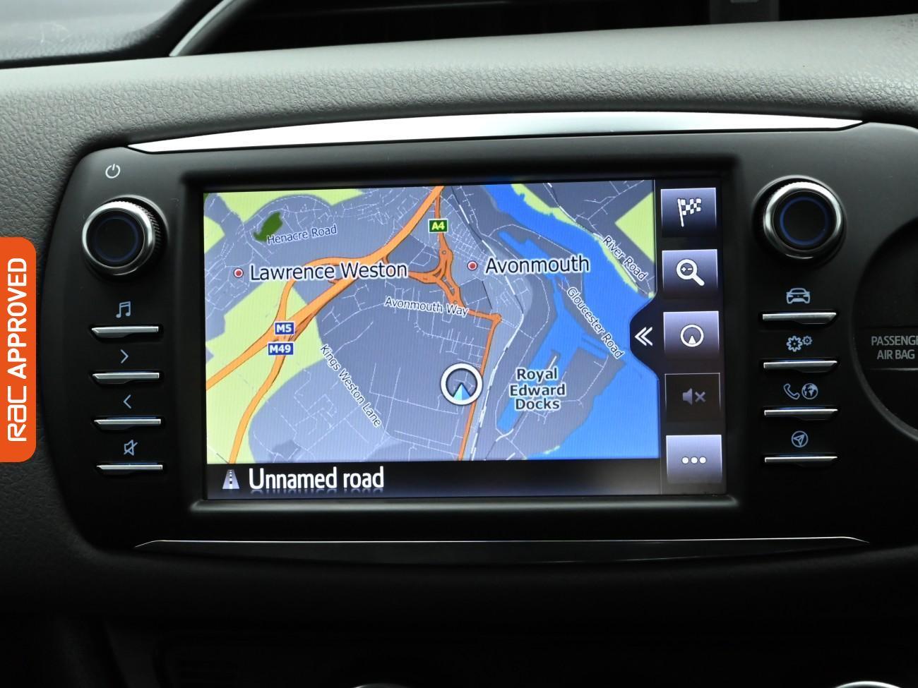 Used Toyota Yaris 2018 for sale - 76739557: Photo 3