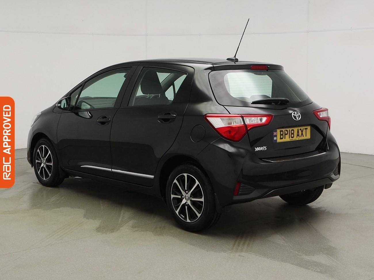 Used Toyota Yaris 2018 for sale - 76739557: Photo 4
