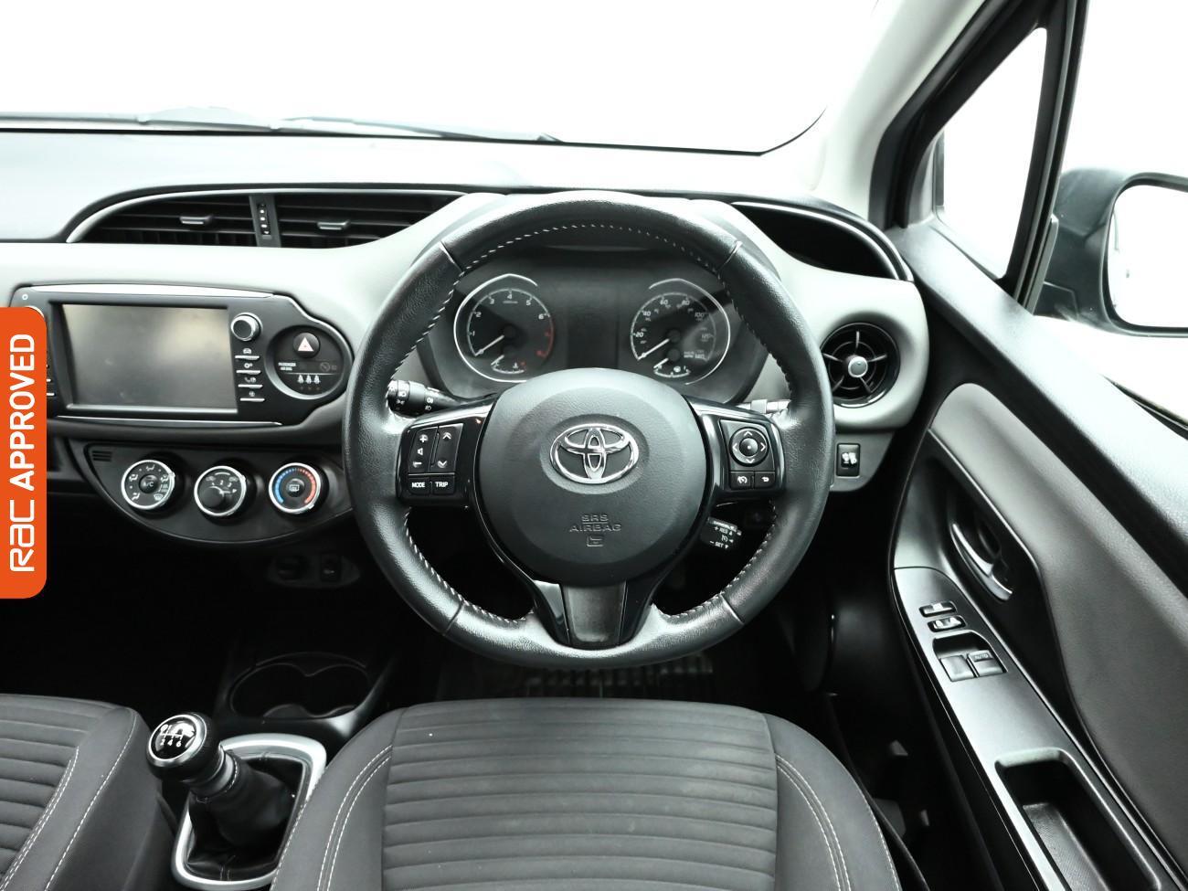 Used Toyota Yaris 2018 for sale - 76739557: Photo 9