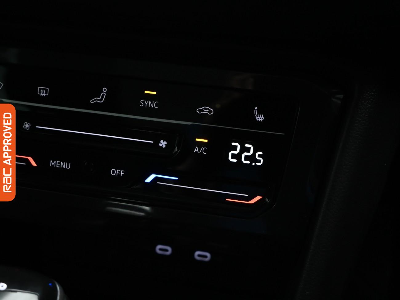 Used Volkswagen Tiguan 2021 for sale - 76520019: Photo 16