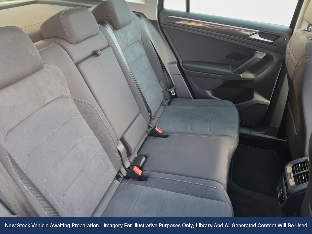 Used Volkswagen Tiguan 2021 for sale - 76520019: Photo 4