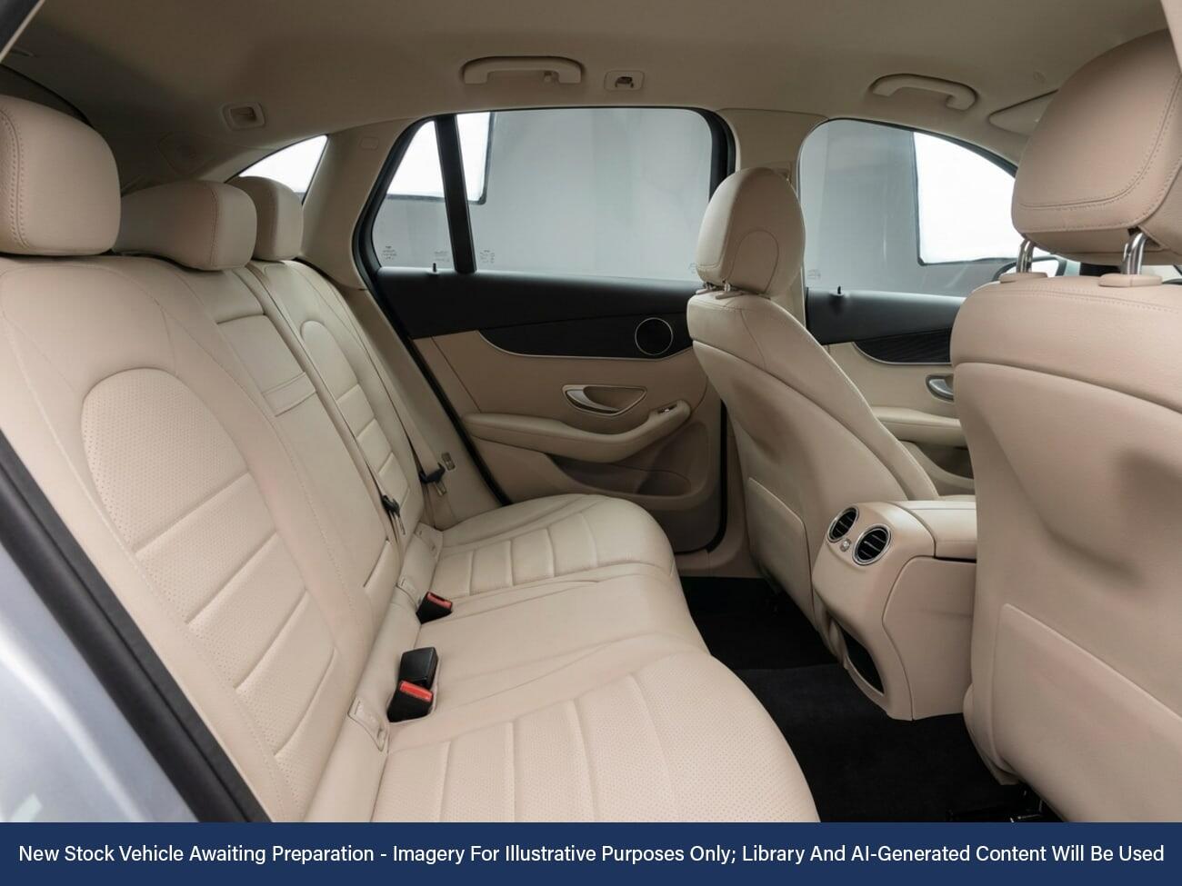 Used Mercedes-Benz GLC 2017 for sale - 77340704: Photo 4