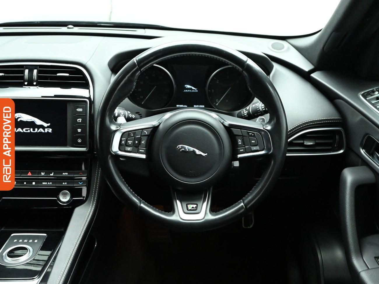 Used Jaguar F-Pace 2018 for sale - 77112632: Photo 9