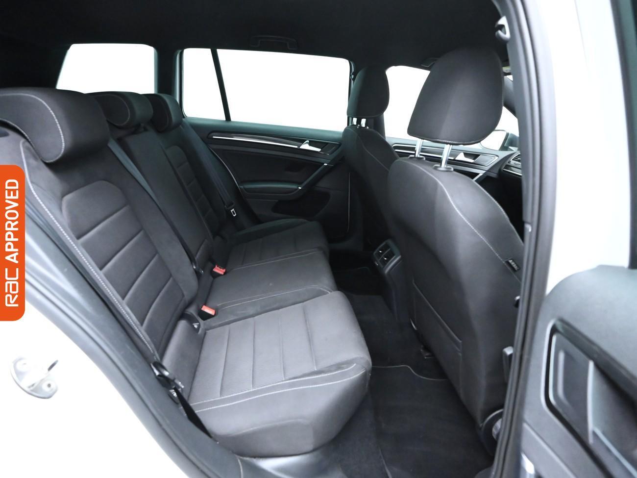 Used Volkswagen Golf 2019 for sale - 75651102: Photo 12