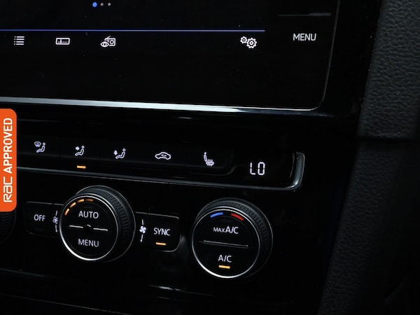 Used Volkswagen Golf 2019 for sale - 75651102: Photo 16