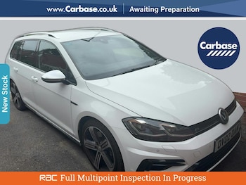 Volkswagen - Golf