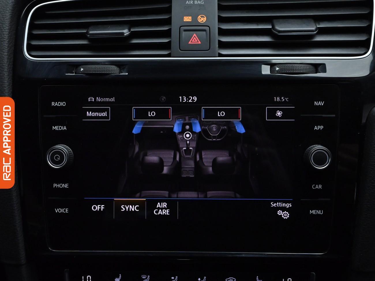 Used Volkswagen Golf 2019 for sale - 75651102: Photo 21