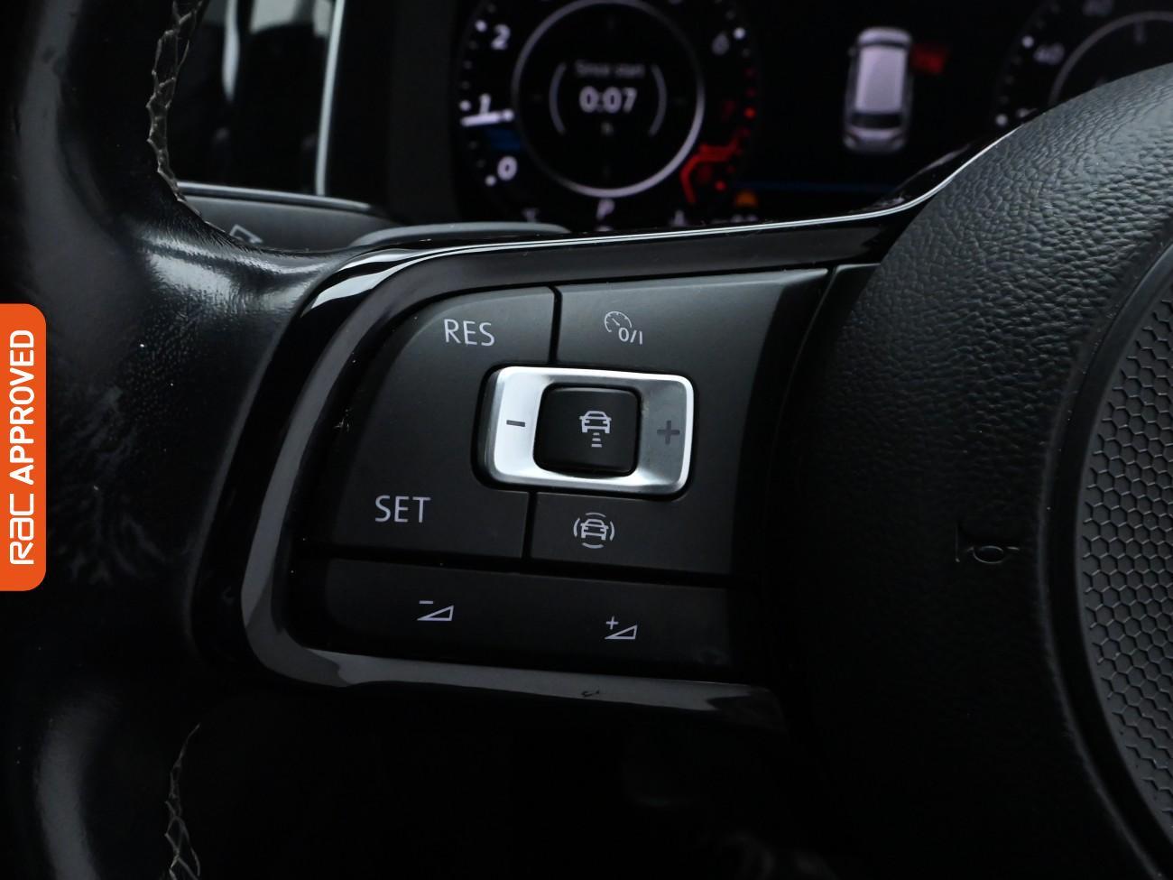 Used Volkswagen Golf 2019 for sale - 75651102: Photo 22