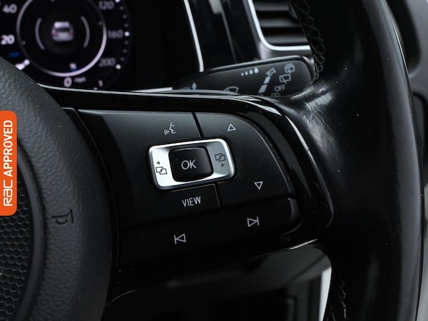 Used Volkswagen Golf 2019 for sale - 75651102: Photo 24