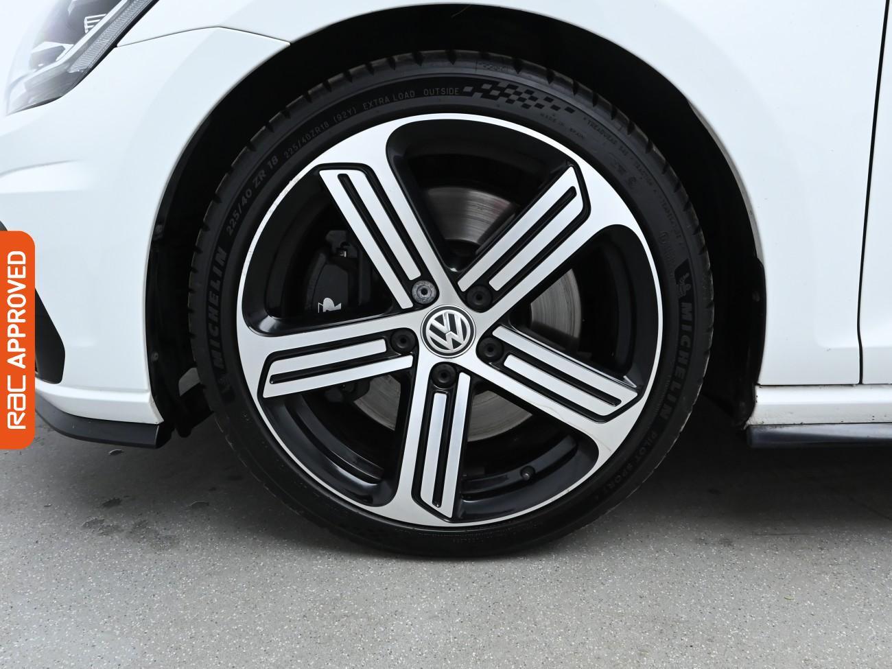 Used Volkswagen Golf 2019 for sale - 75651102: Photo 26