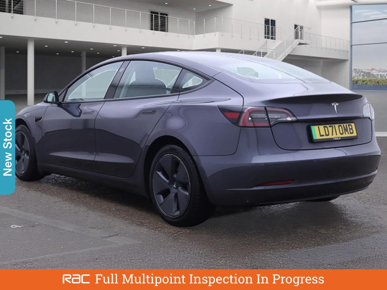 Used Tesla Model 3 2021 for sale - 76330651: Photo 2
