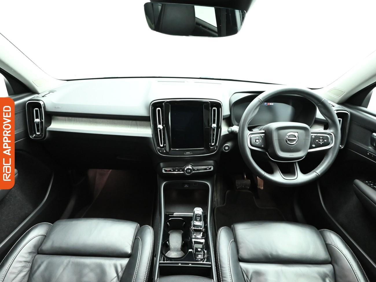 Used Volvo XC40 2021 for sale - 77013982: Photo 2