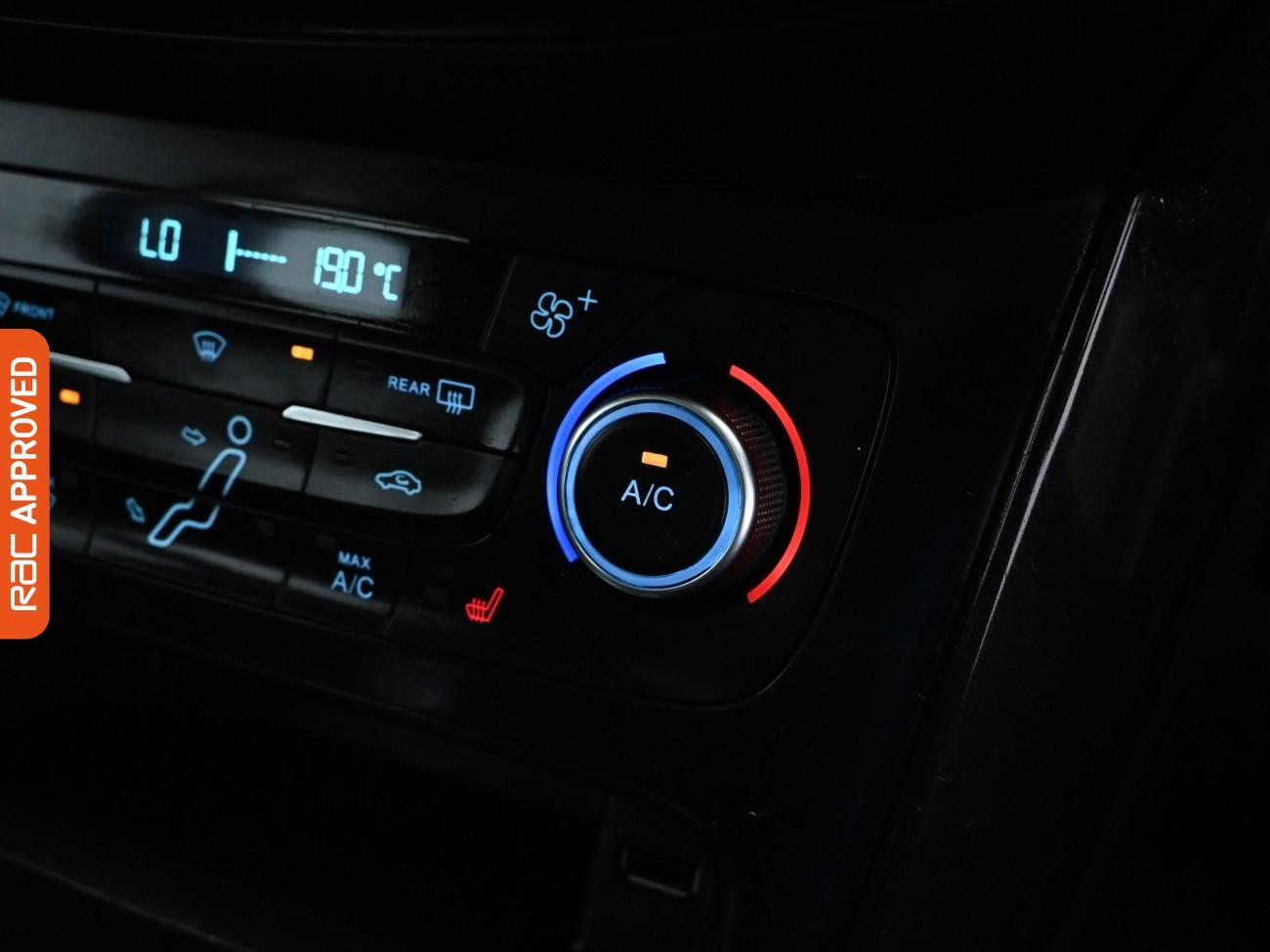 Used Ford Focus 2017 for sale - 76477525: Photo 14