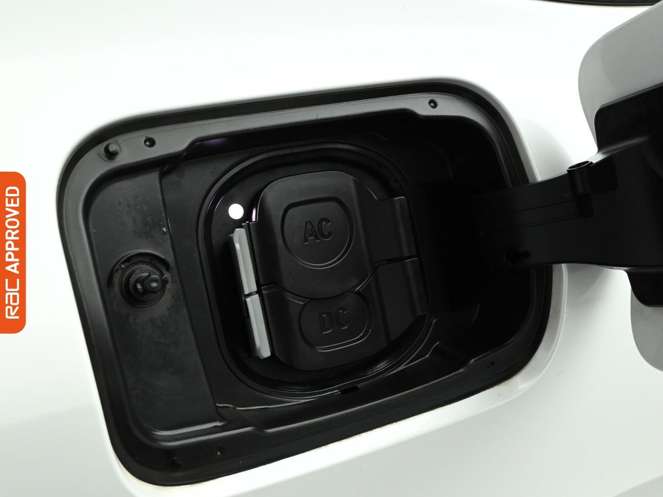 Used BMW i4 2022 for sale - 77199552: Photo 17