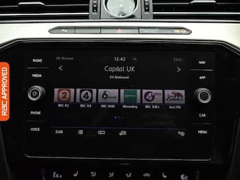 Used Volkswagen Passat 2017 for sale - 79710318: Photo