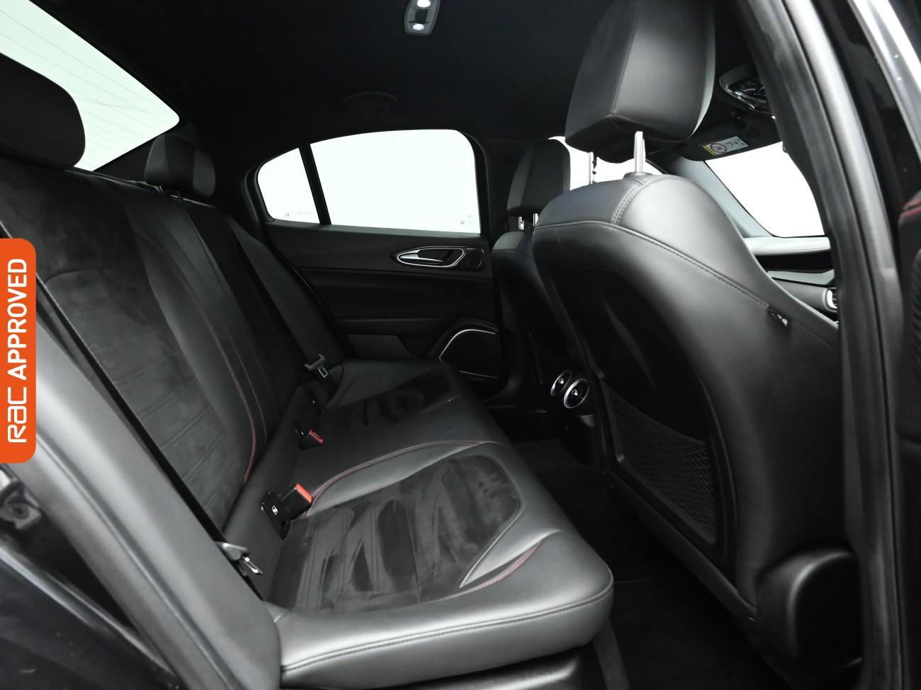 Used Alfa Romeo Giulia 2017 for sale - 77535279: Photo 12