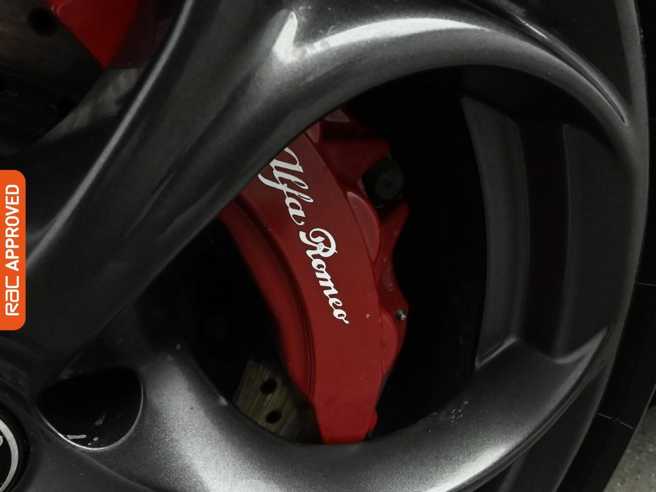 Used Alfa Romeo Giulia 2017 for sale - 77535279: Photo 14