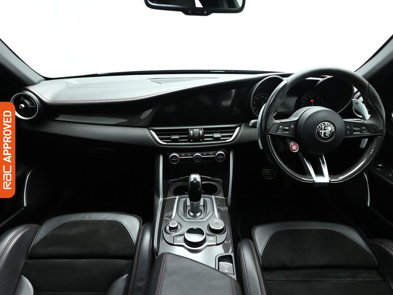 Used Alfa Romeo Giulia 2017 for sale - 77535279: Photo 2