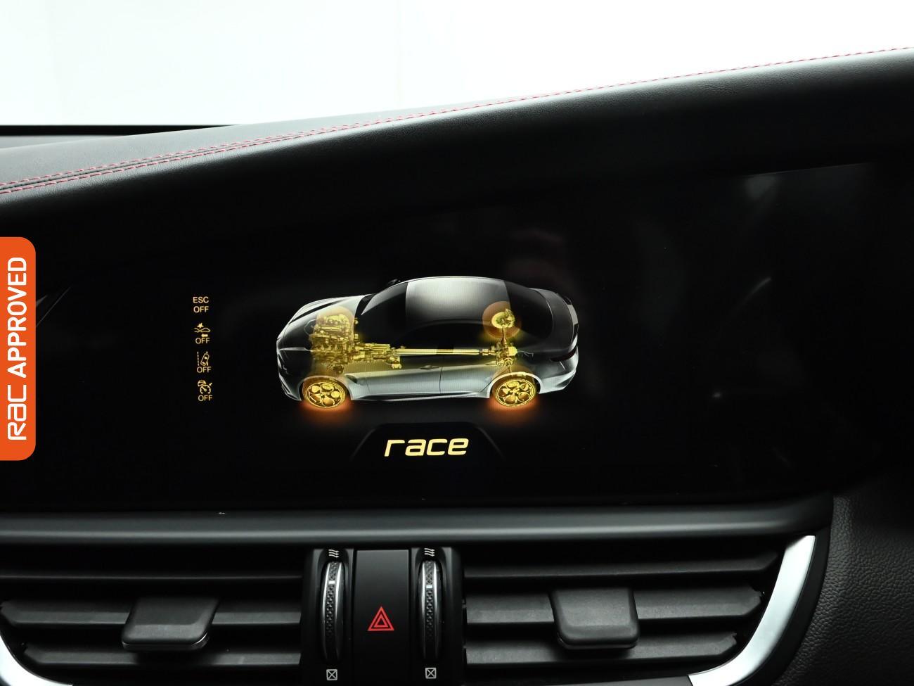 Used Alfa Romeo Giulia 2017 for sale - 77535279: Photo 22