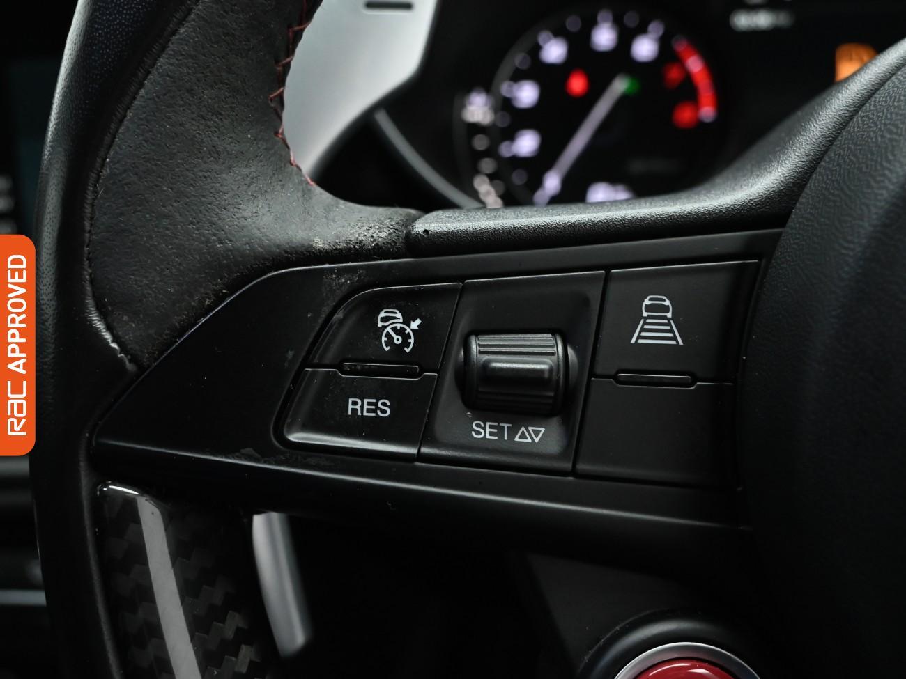 Used Alfa Romeo Giulia 2017 for sale - 77535279: Photo 28