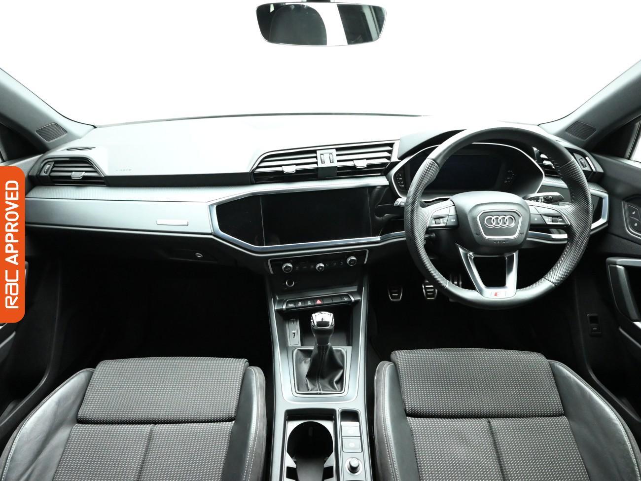 Used Audi Q3 2020 for sale - 77666585: Photo 2