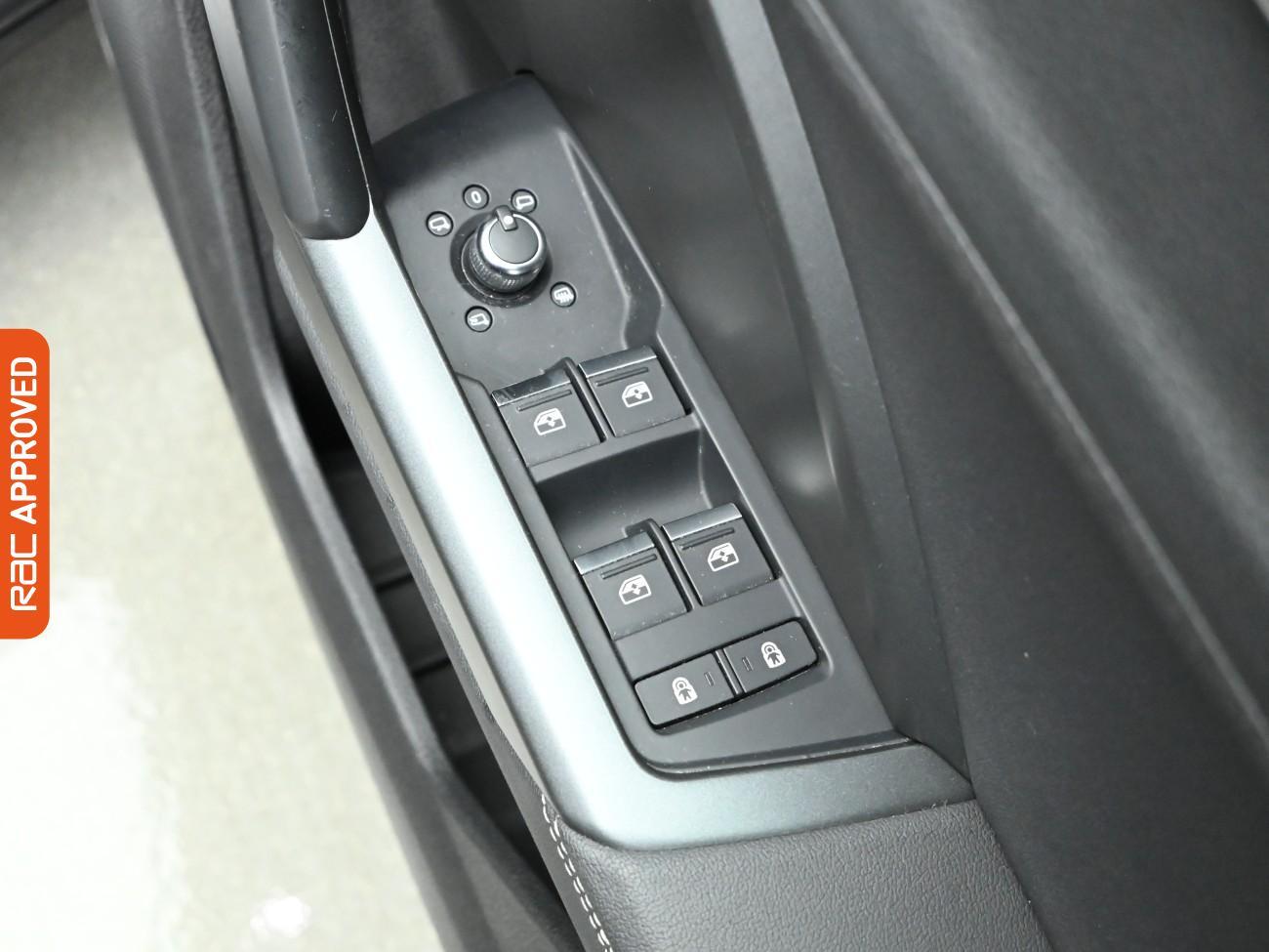 Used Audi Q3 2020 for sale - 77666585: Photo 23