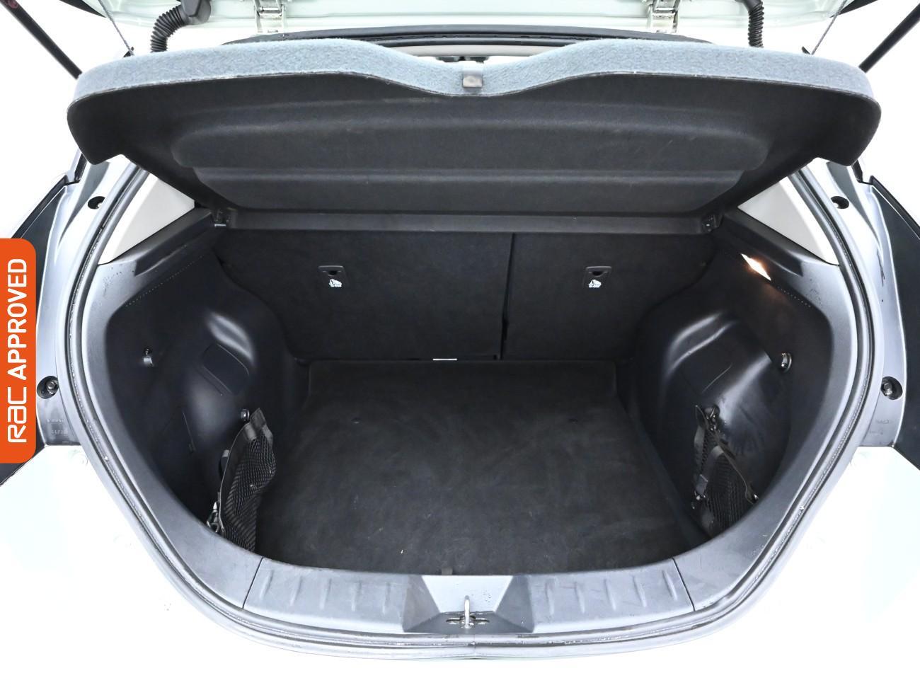 Used Nissan Leaf 2019 for sale - 76005028: Photo 30