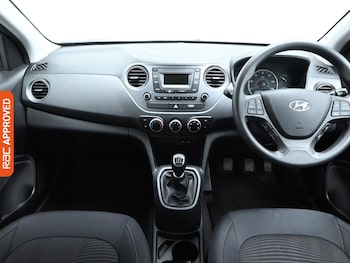 Used Hyundai i10 2017 for sale - 75938054: Photo
