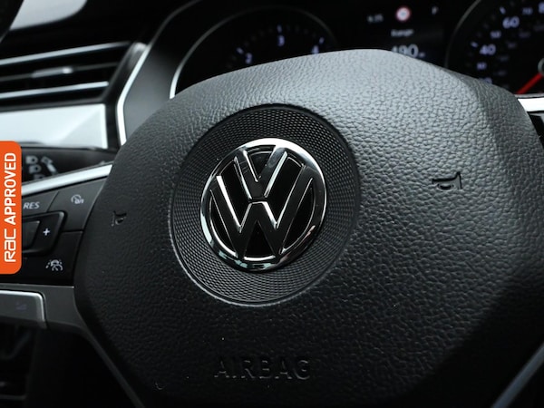 Used Volkswagen Passat 2020 for sale - 75823714: Photo 24