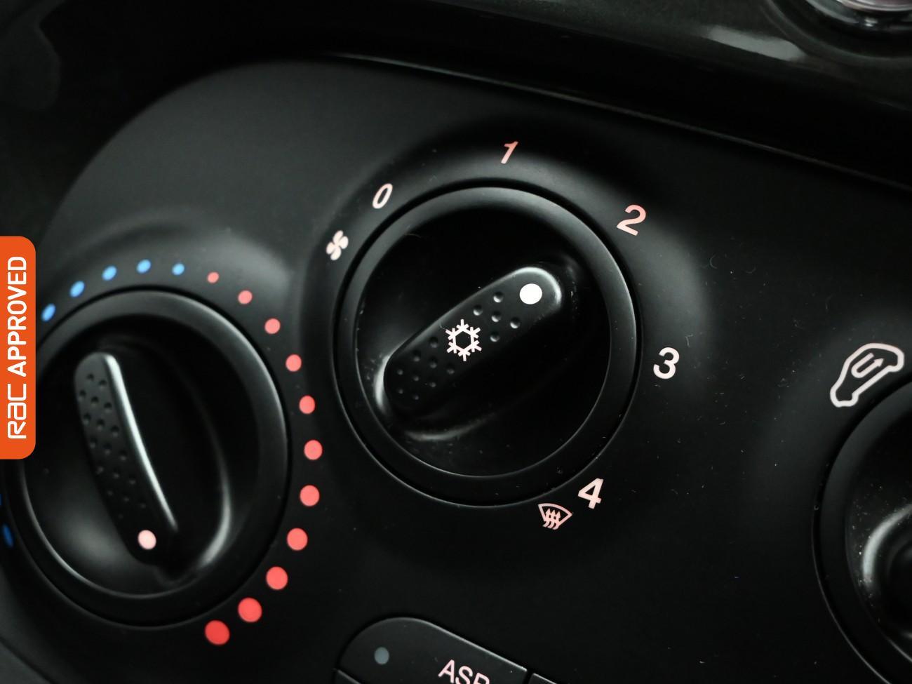 Used Fiat 500 2017 for sale - 77620690: Photo 17