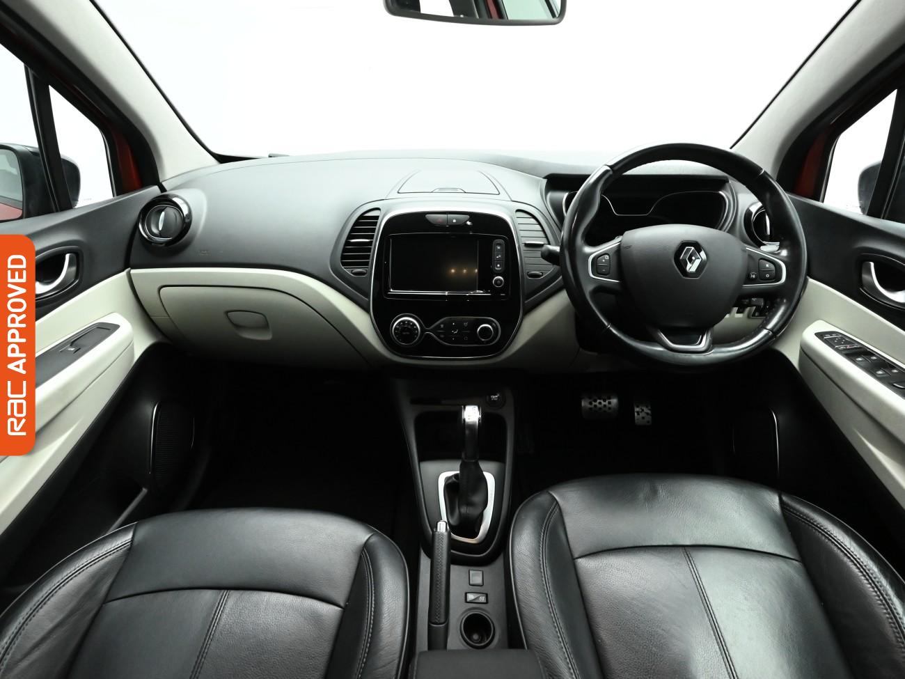 Used Renault Captur 2020 for sale - 77589472: Photo 2