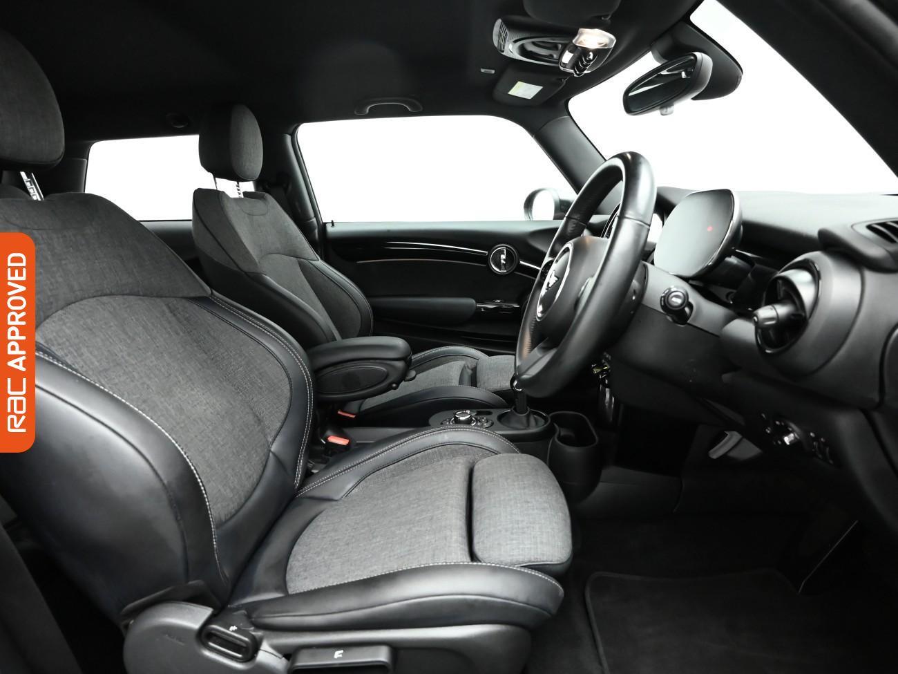 Used MINI Electric Hatch 2021 for sale - 76641917: Photo 14