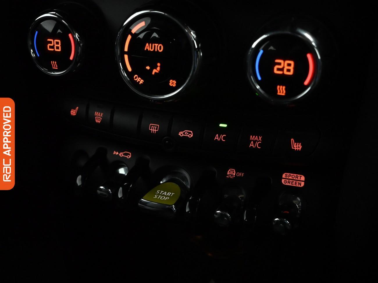 Used MINI Electric Hatch 2021 for sale - 76641917: Photo 18