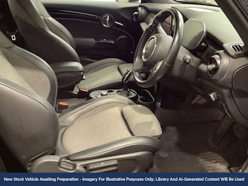 Used MINI Electric Hatch 2021 for sale - 76641917: Photo